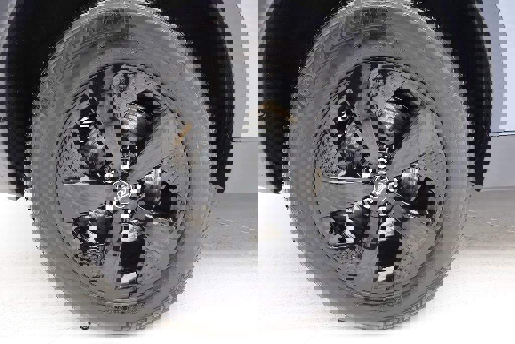 Used 2023 Land Rover Discovery Sport S image 10