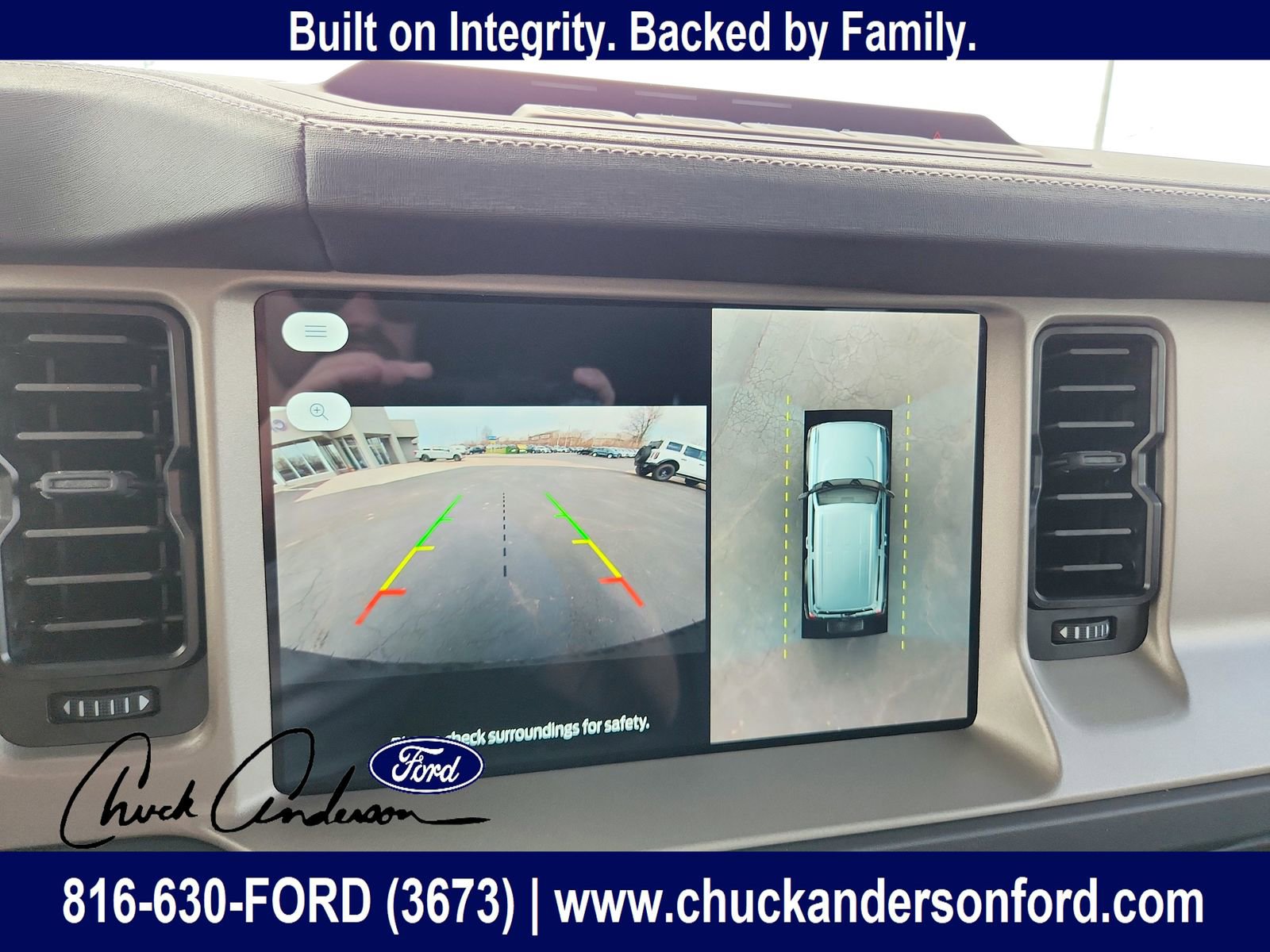 New 2026 Ford Bronco Outer Banks AWD/4WD image 19
