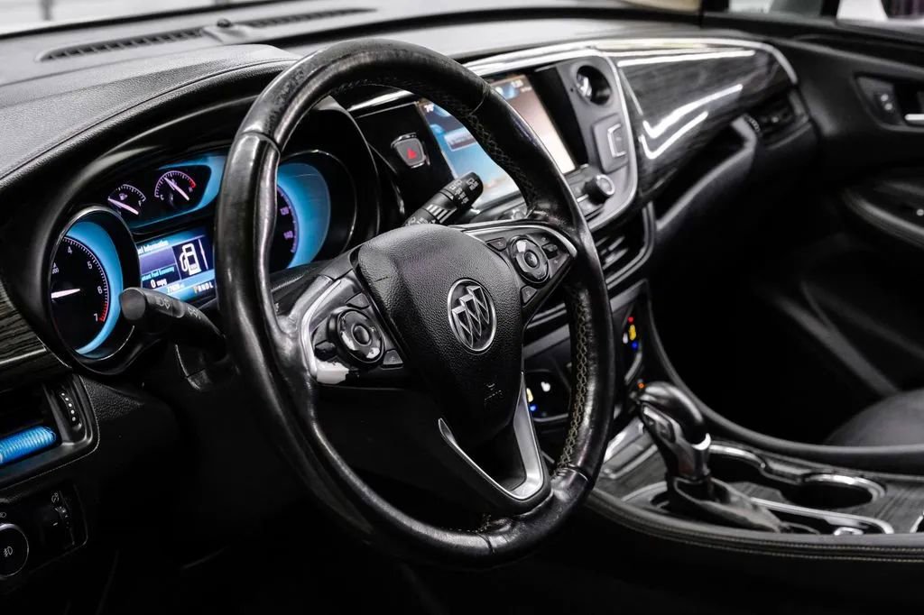 Used 2017 Buick Envision Essence FWD image 22