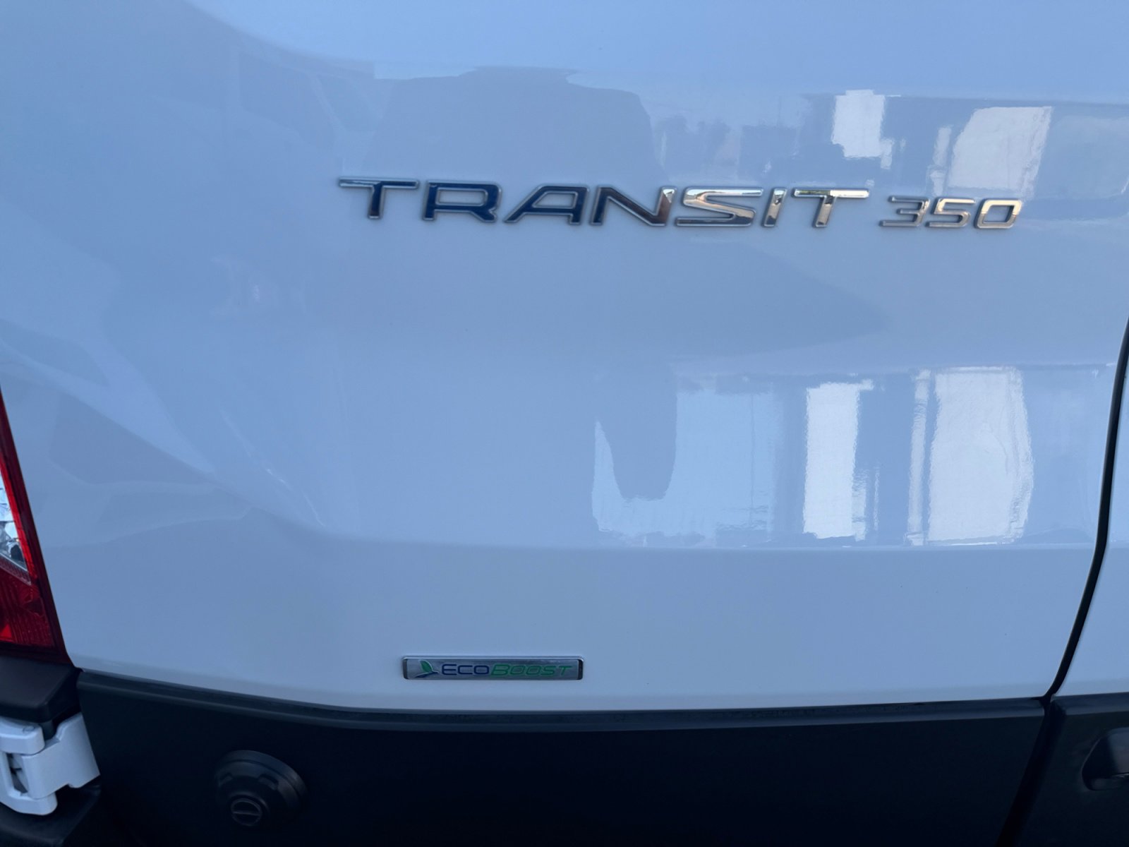 Used 2024 Ford Transit 350 XLT RWD image 29