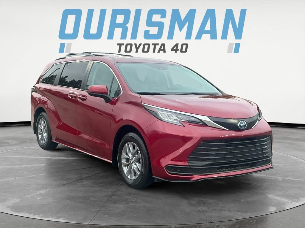 Used 2022 Toyota Sienna LE