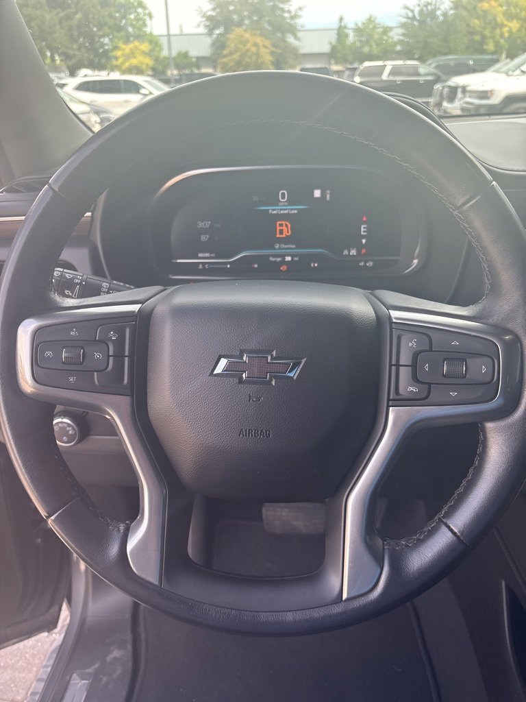 Used 2022 Chevrolet Suburban Z71 image 24