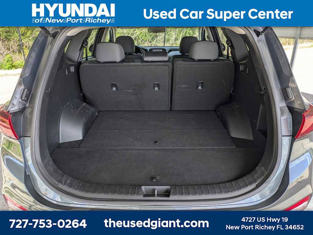 Used 2020 Hyundai Santa Fe SE image 12
