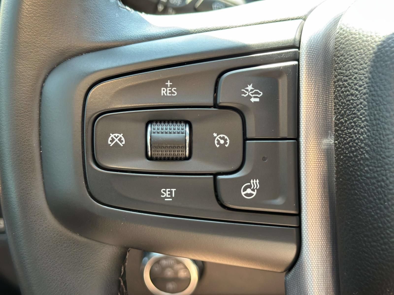 Used 2024 GMC Sierra 1500 Elevation AWD/4WD image 14