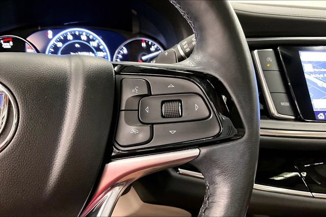 Used 2023 Buick Enclave Avenir w/ Avenir Technology Package FWD image 28