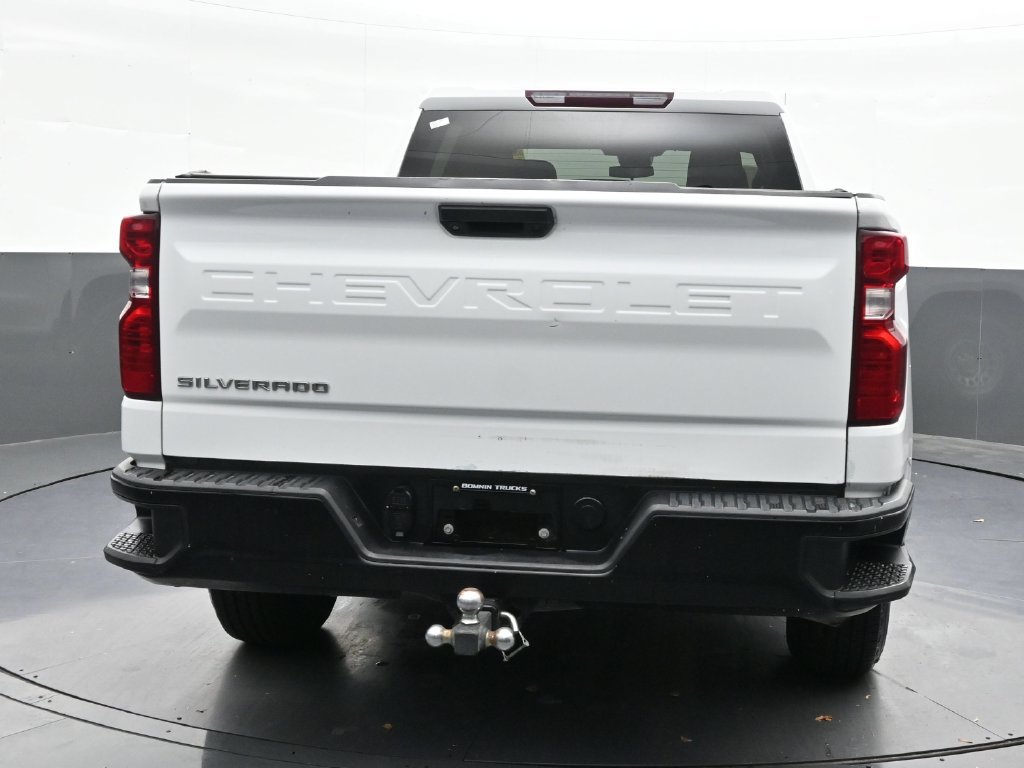 Used 2023 Chevrolet Silverado 1500 W/T w/ WT Value Package AWD/4WD image 4