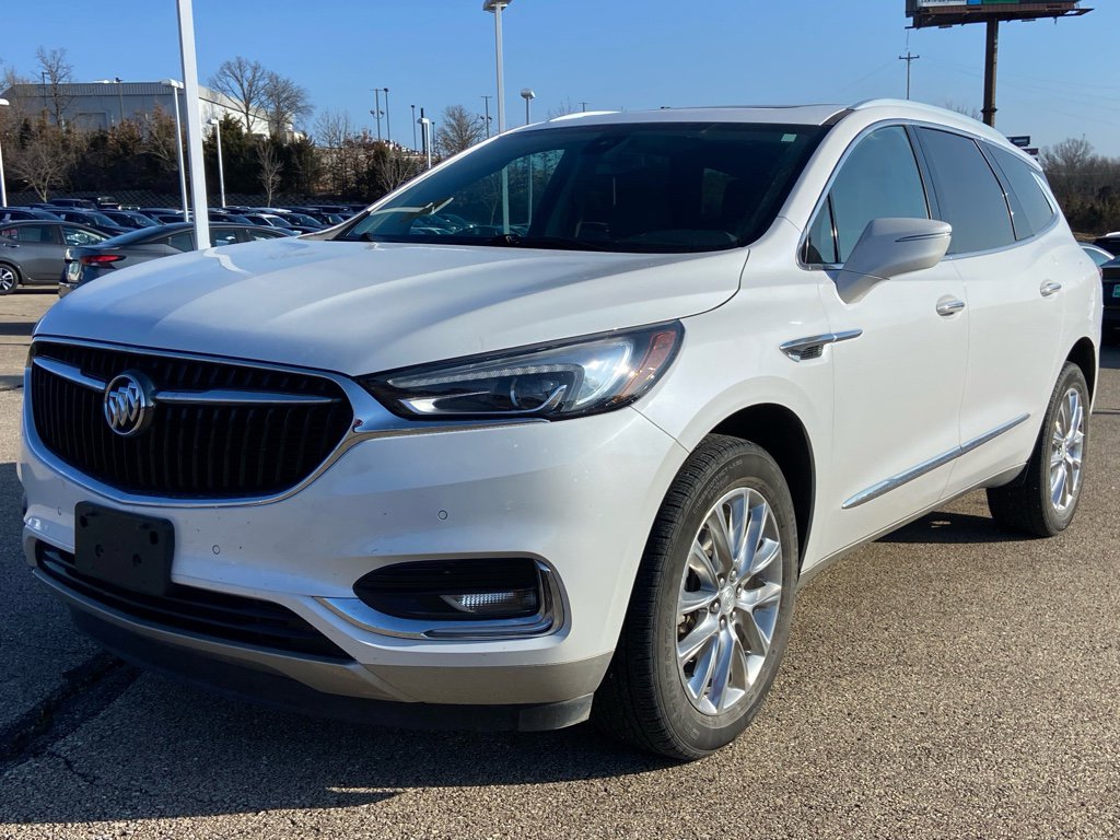 Used 2020 Buick Enclave Premium w/ Sun and Sites Package image 14