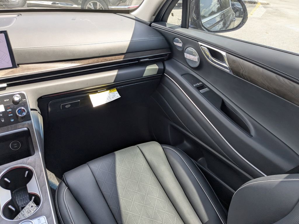New 2025 Genesis GV80 3.5T Advanced image 14