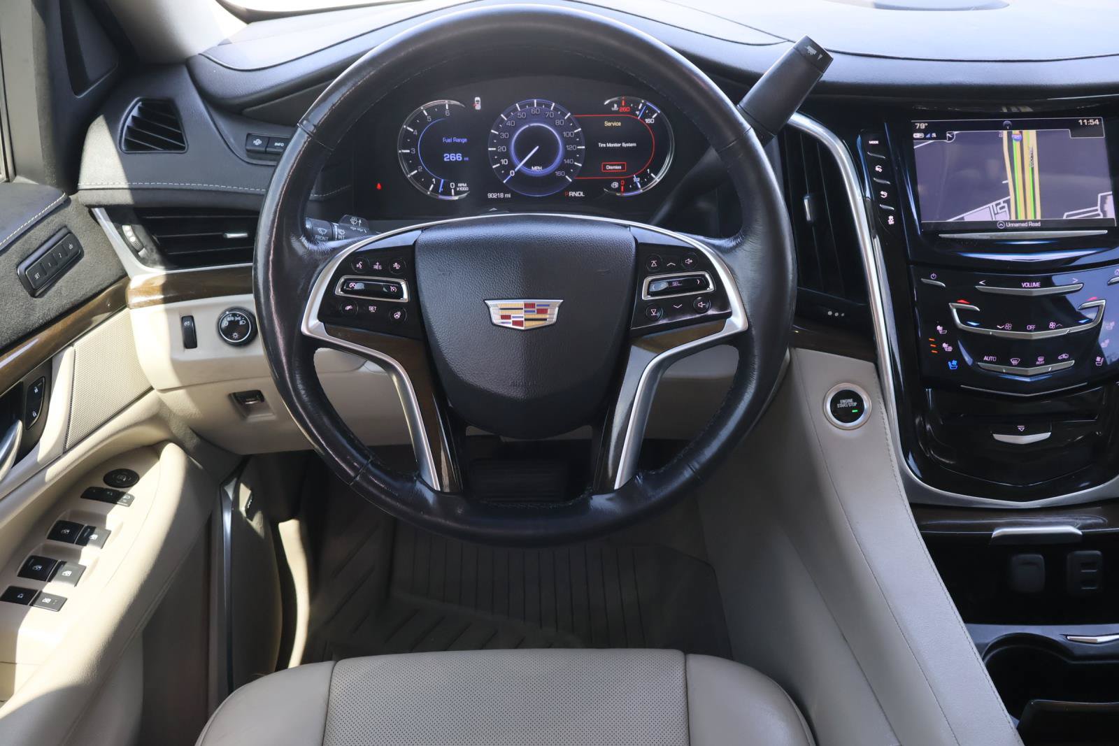 Used 2020 Cadillac Escalade ESV Premium Luxury RWD image 16