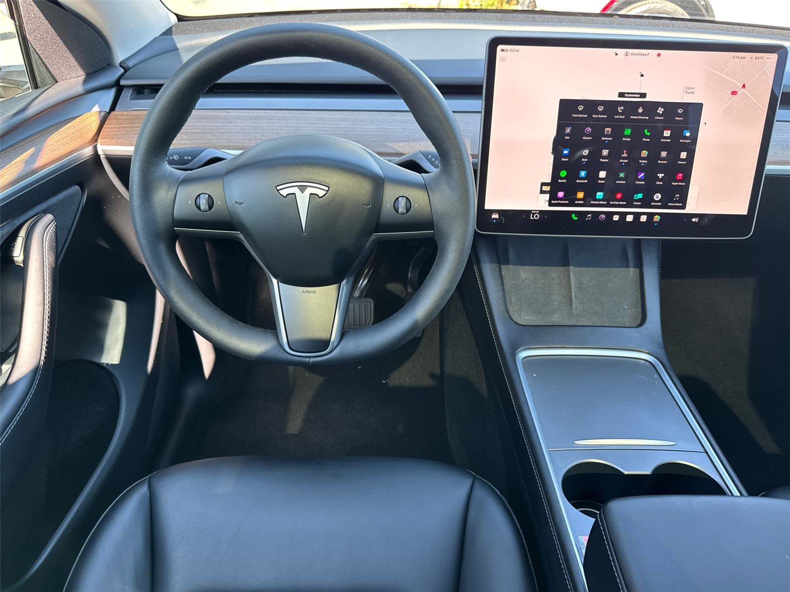 Used 2024 Tesla Model Y Long Range image 23