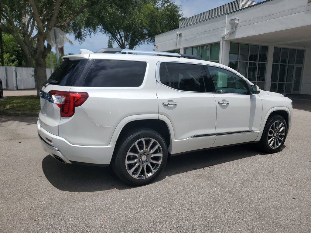 Certified 2021 GMC Acadia Denali w/ Denali Technology Package FWD image 6