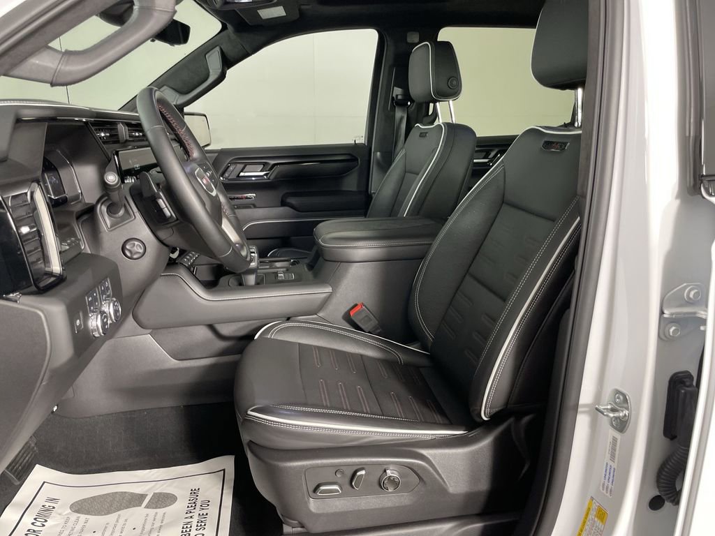 Used 2025 GMC Sierra 1500 AT4X image 20