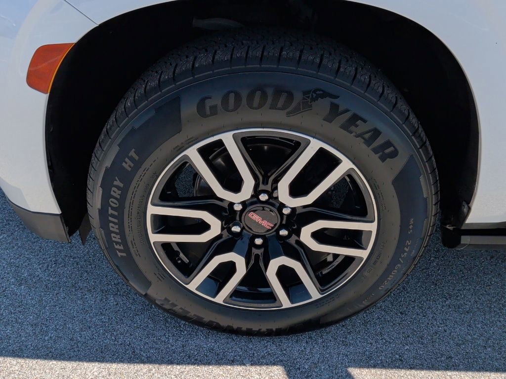 Used 2022 GMC Yukon XL Denali AWD/4WD image 53