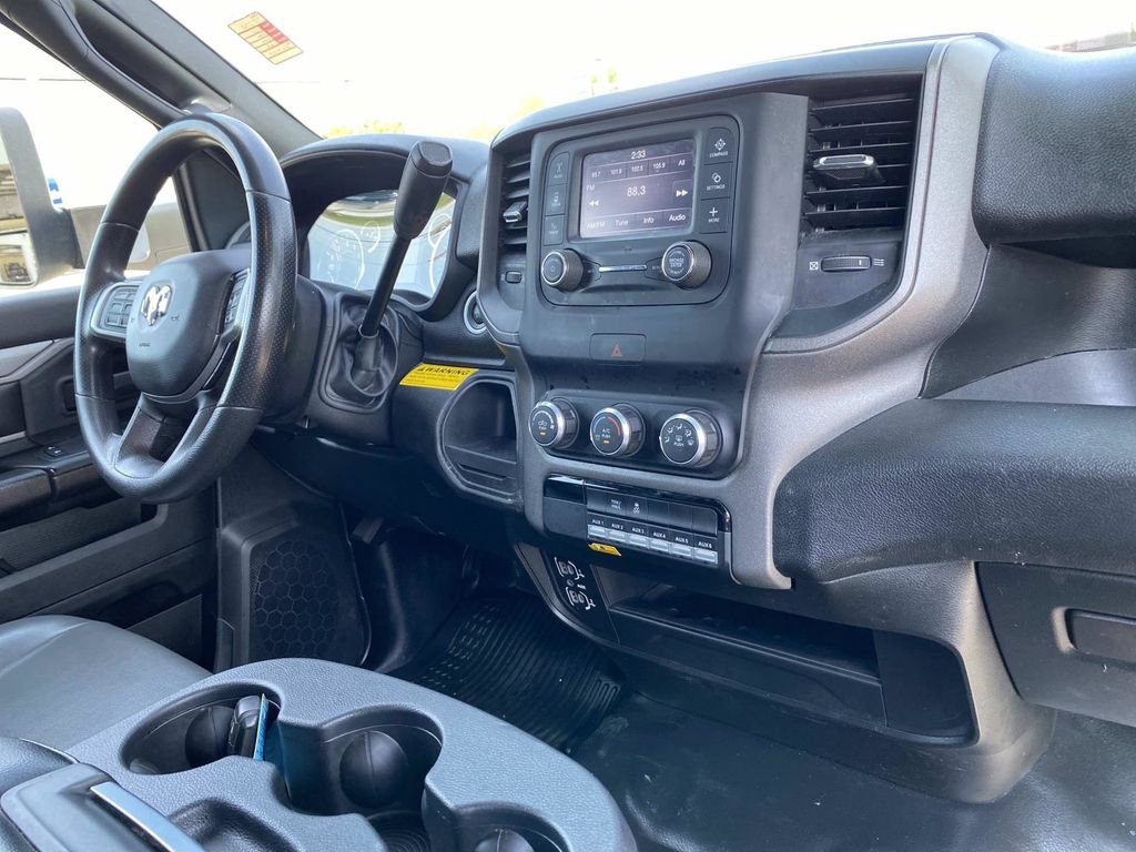 Used 2022 RAM 4500 Tradesman RWD image 12
