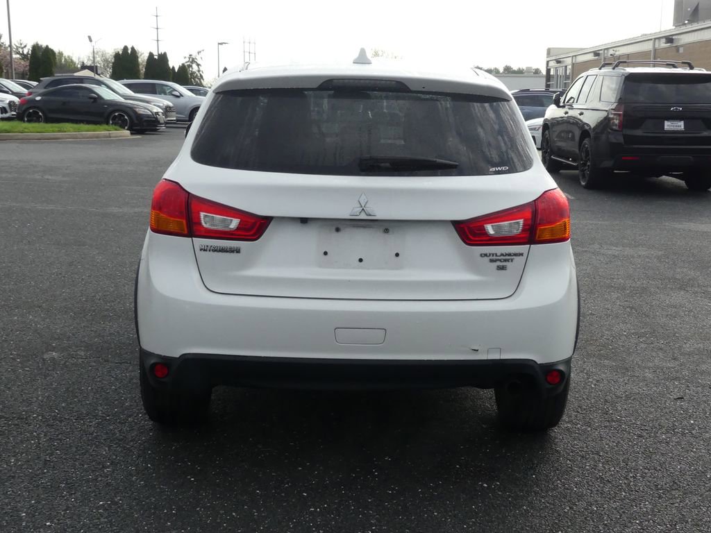 Used 2017 Mitsubishi Outlander Sport SE image 14