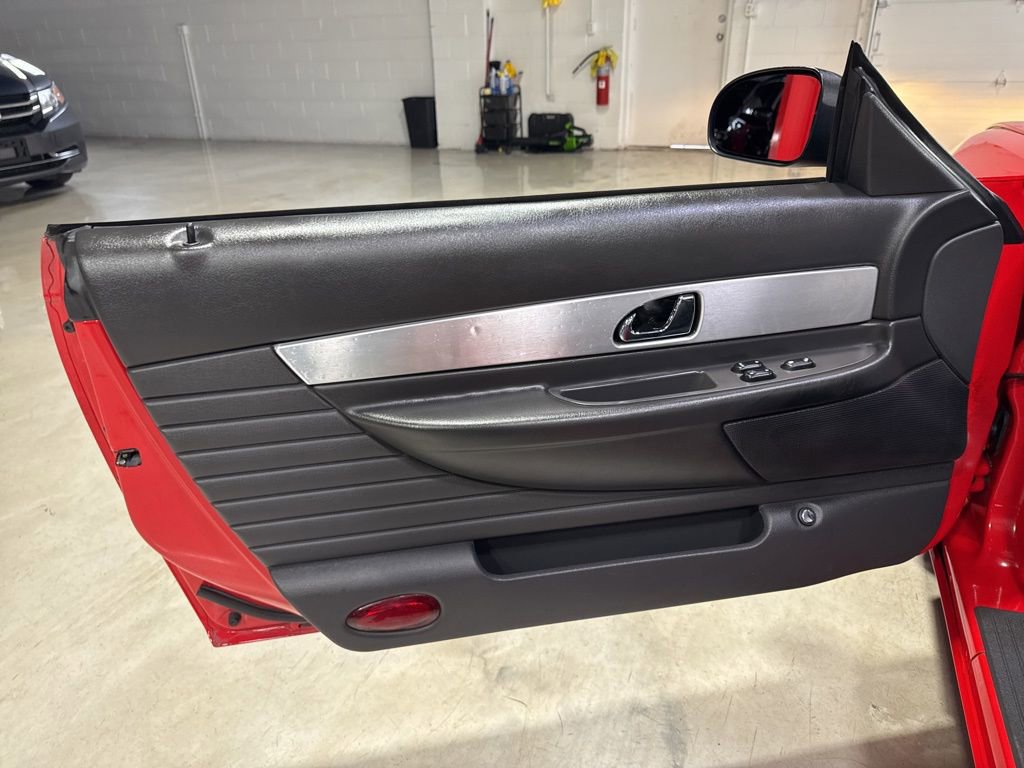 Used 2002 Ford Thunderbird image 27