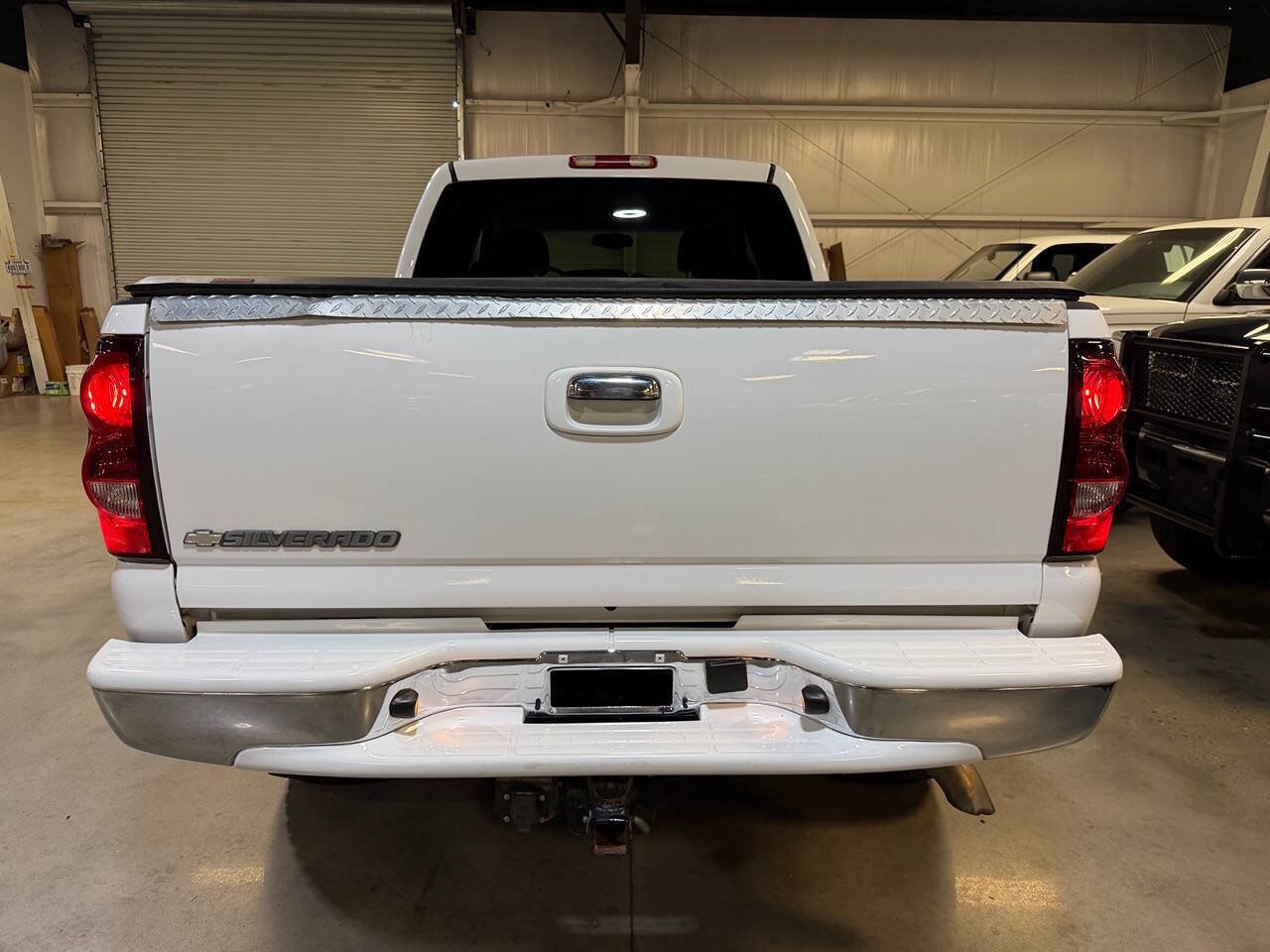 Used 2006 Chevrolet Silverado 2500 LT w/ Onstar Plus Package AWD/4WD image 24