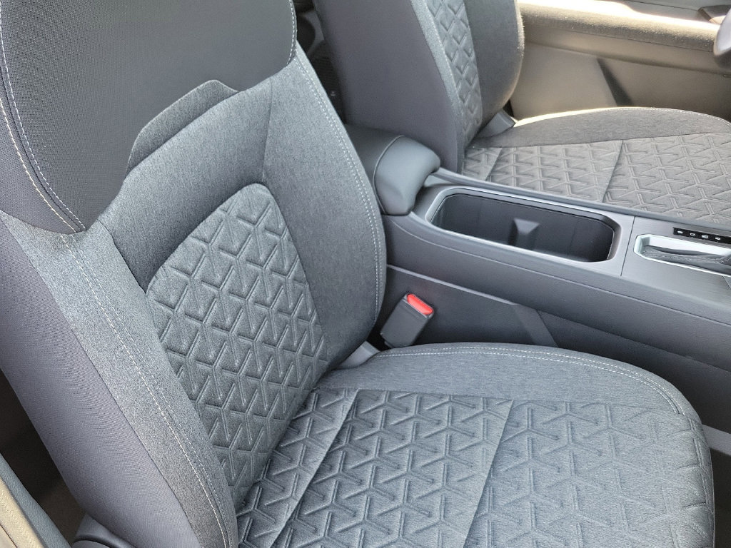 New 2026 Nissan Kicks SV w/ Interior Electronics Package FWD image 14