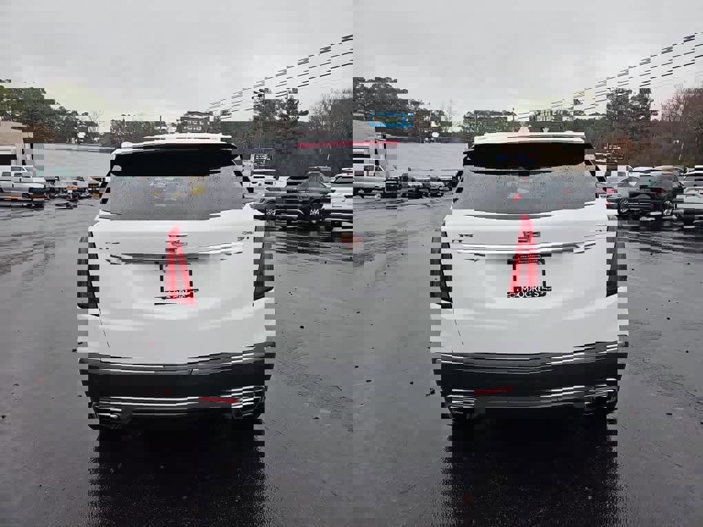 Used 2024 Cadillac XT5 Premium Luxury image 4