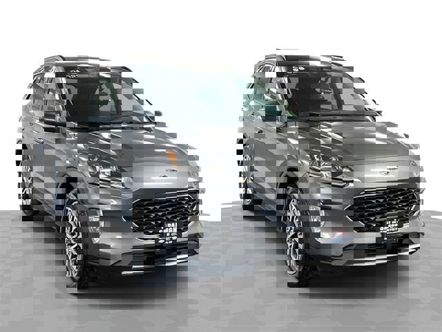 Used 2021 Ford Escape SEL w/ Technology Package
