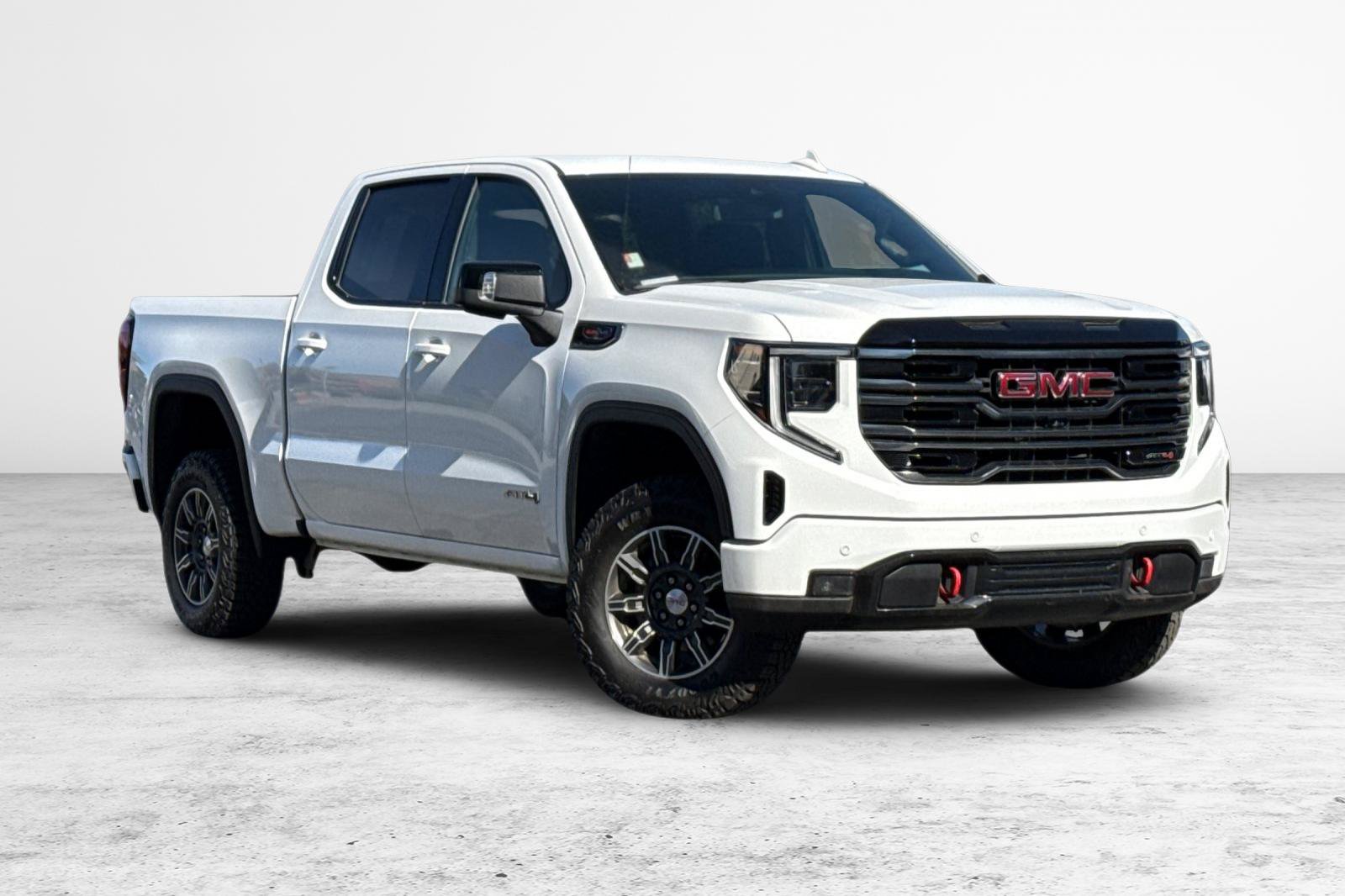 Used 2025 GMC Sierra 1500 AT4 AWD/4WD image 2
