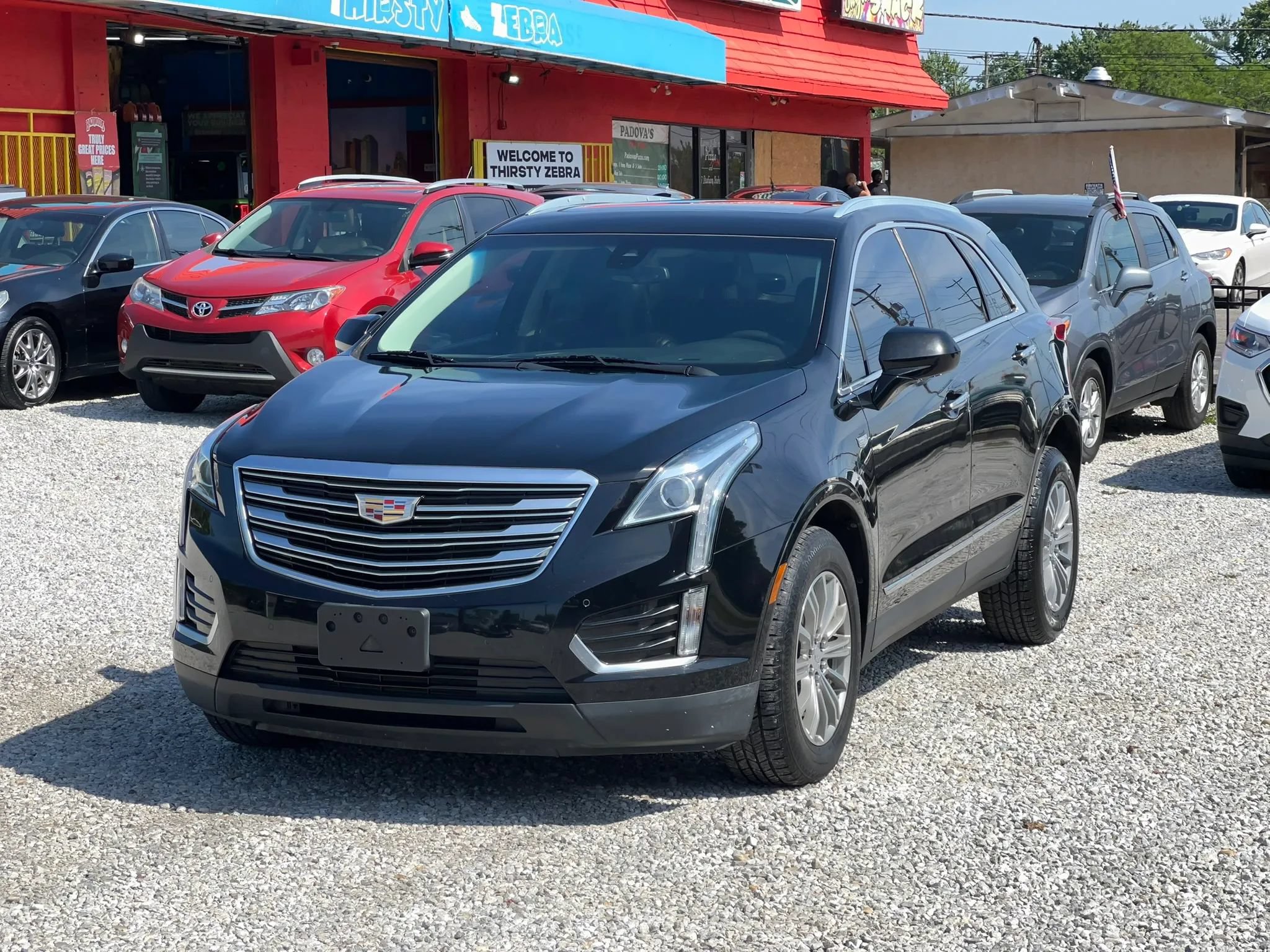 Used 2017 Cadillac XT5 Luxury w/ Driver Awareness Package FWD image 3
