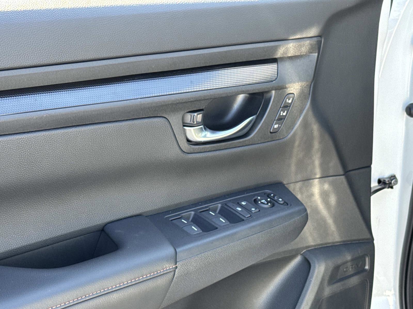 Certified 2025 Honda CR-V Sport-L image 20