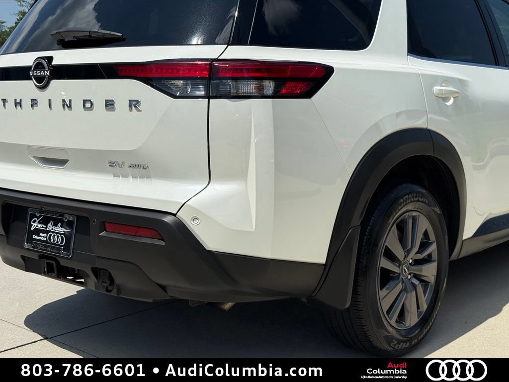 Used 2022 Nissan Pathfinder SV w/ SV Premium Package AWD/4WD image 15