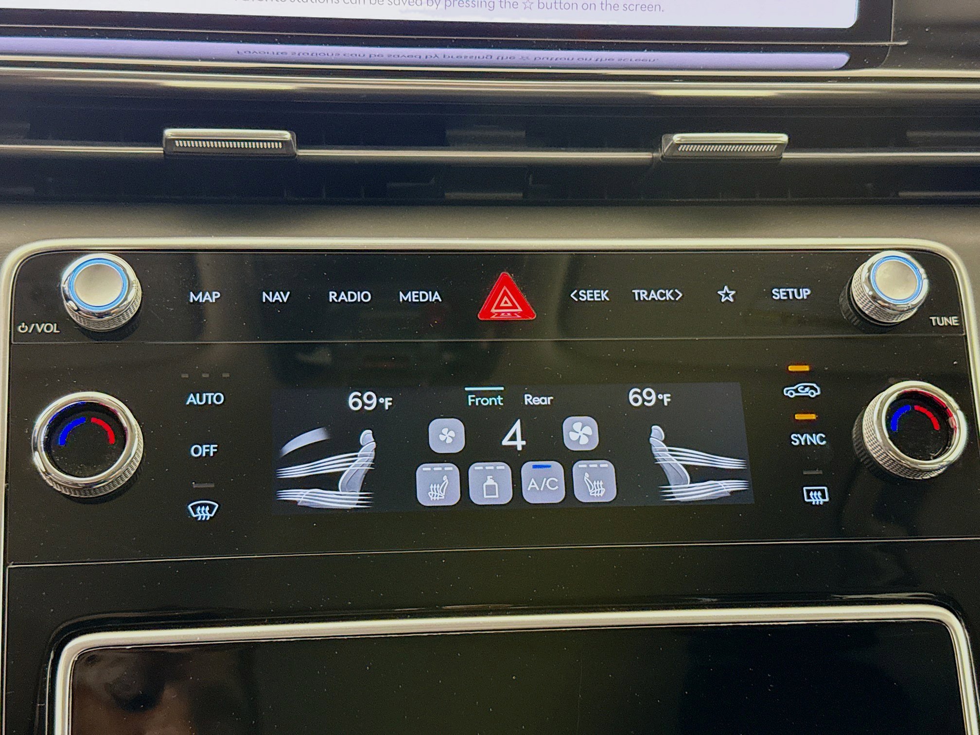 Used 2025 Genesis GV80 2.5T Standard AWD/4WD image 17