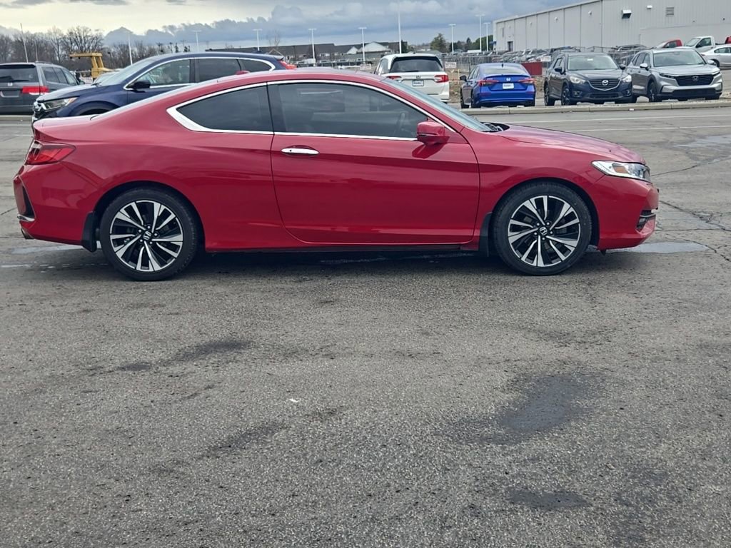 Used 2017 Honda Accord EX-L image 10