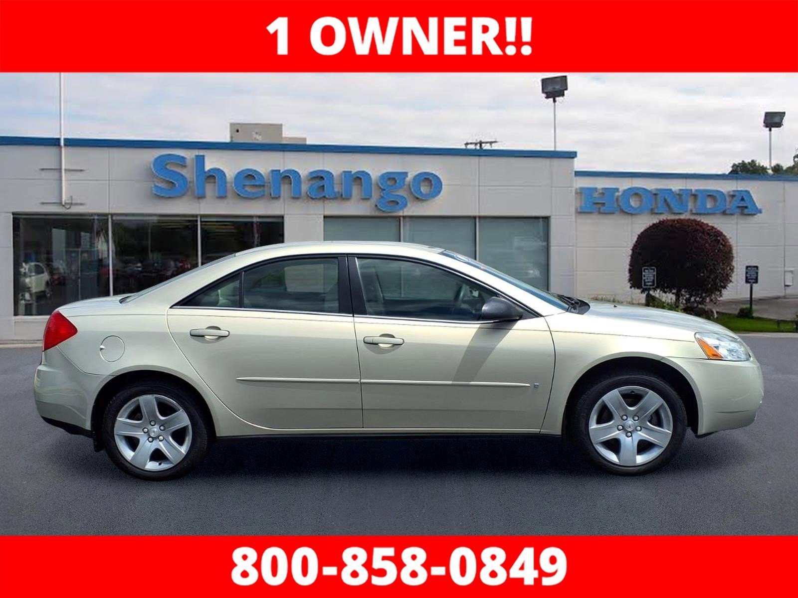 Used 2009 Pontiac G6 Sedan FWD image 2