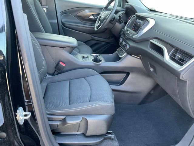 Certified 2022 GMC Terrain SLE w/ Driver Convenience Package FWD image 18