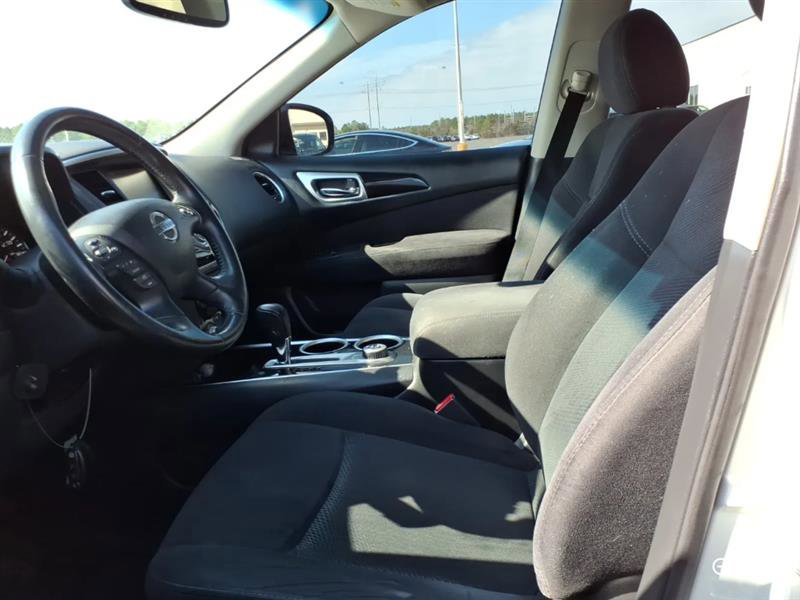 Used 2015 Nissan Pathfinder SV AWD/4WD image 7