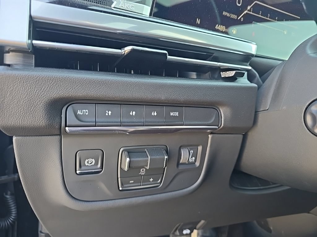 Used 2026 Cadillac Escalade ESV Sport AWD/4WD image 24