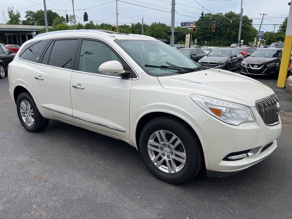 Used 2015 Buick Enclave Convenience FWD image 2