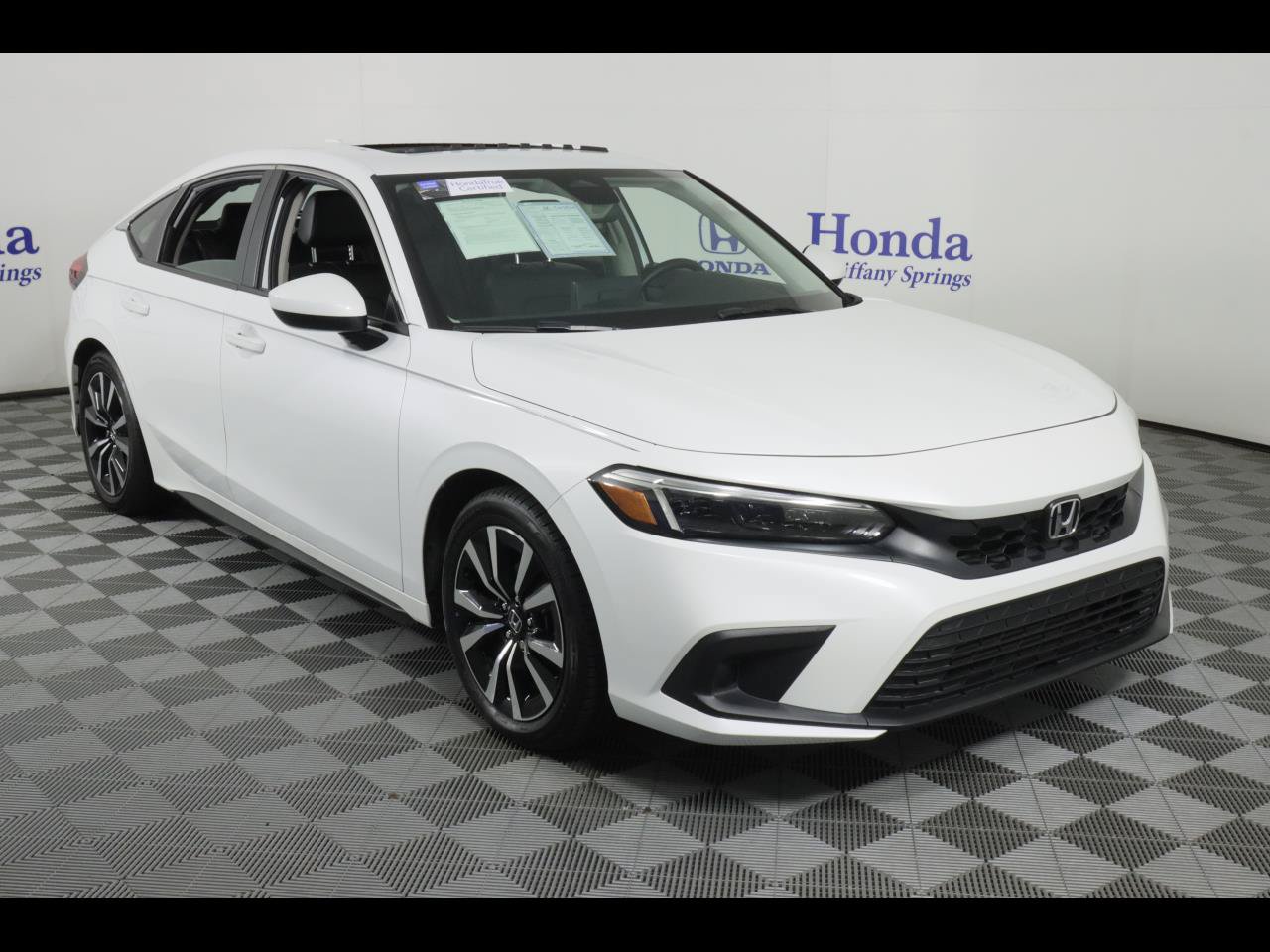 Certified 2024 Honda Civic EX-L image 1