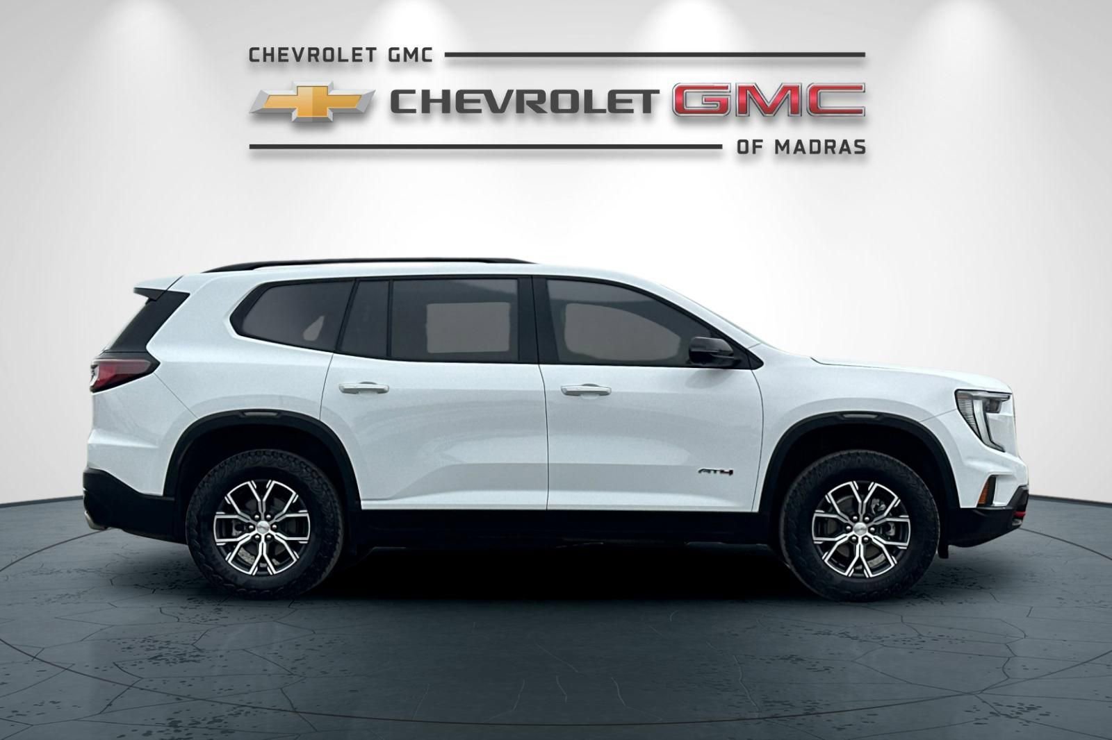 Used 2025 GMC Acadia AT4 w/ LPO, Floor Liner Package image 2