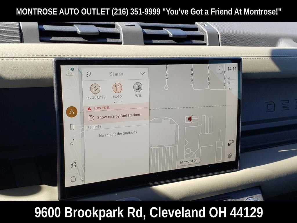 New 2025 Land Rover Defender 90 S image 11