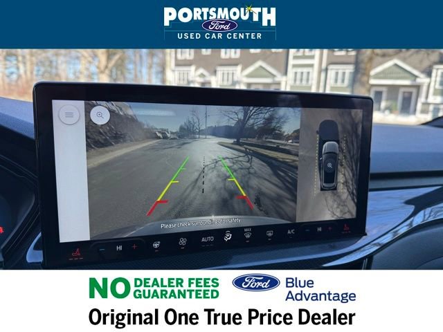 Certified 2023 Ford Escape ST-Line Select w/ Tech Pack #2 image 10