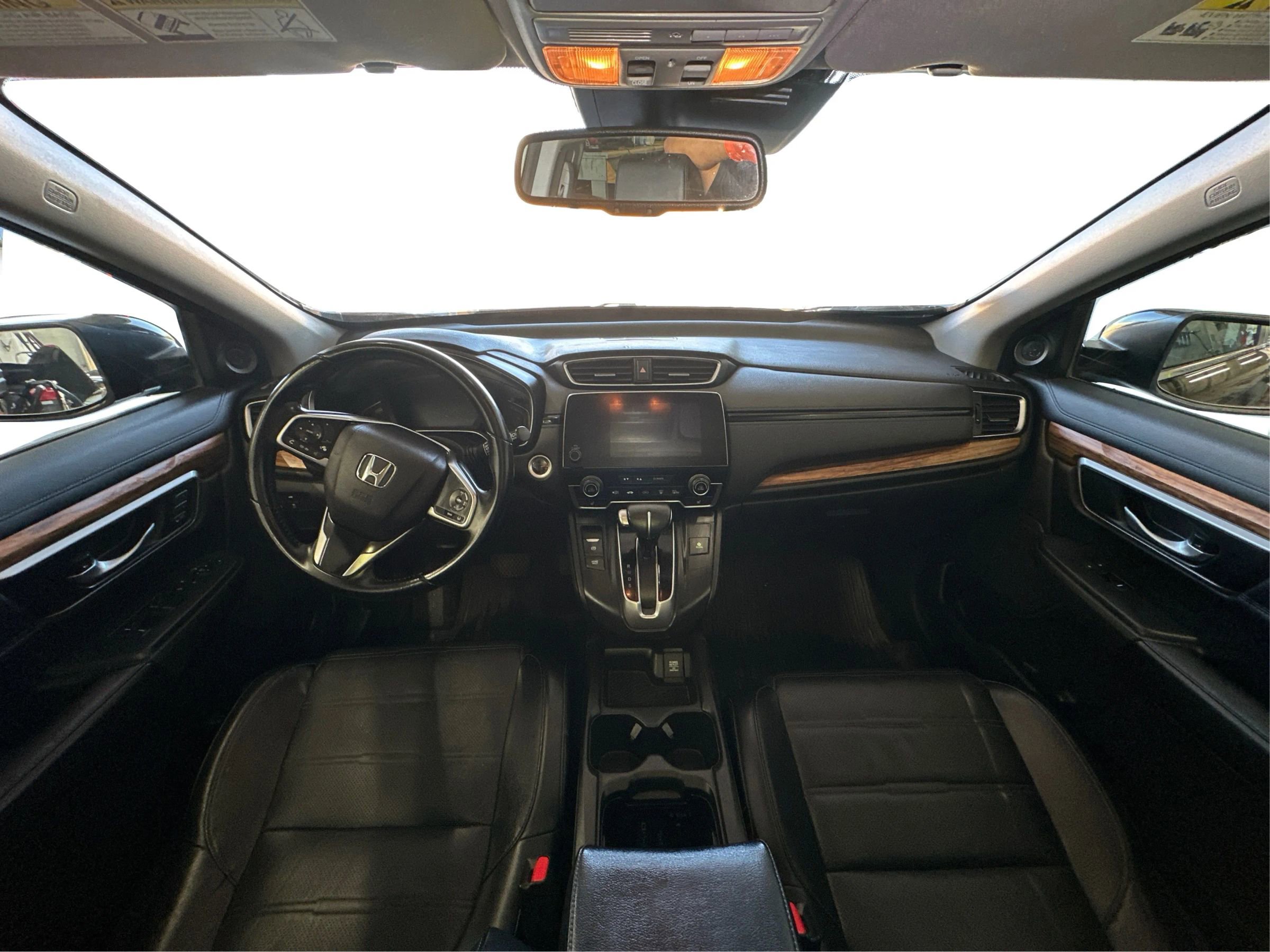 Used 2018 Honda CR-V Touring image 11