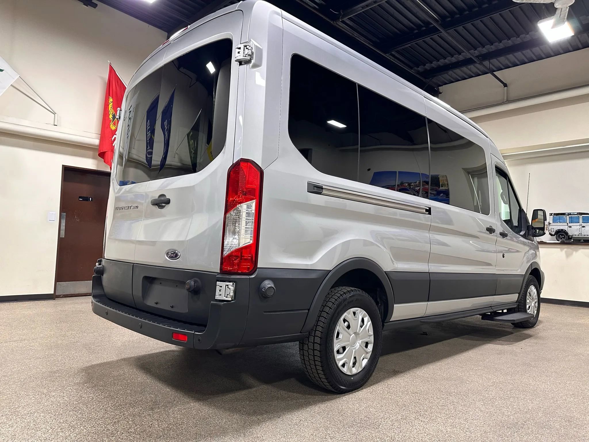 Used 2015 Ford Transit 350 148 Medium Roof image 9
