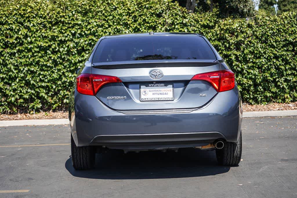 Used 2017 Toyota Corolla SE w/ SE Premium Package FWD image 5