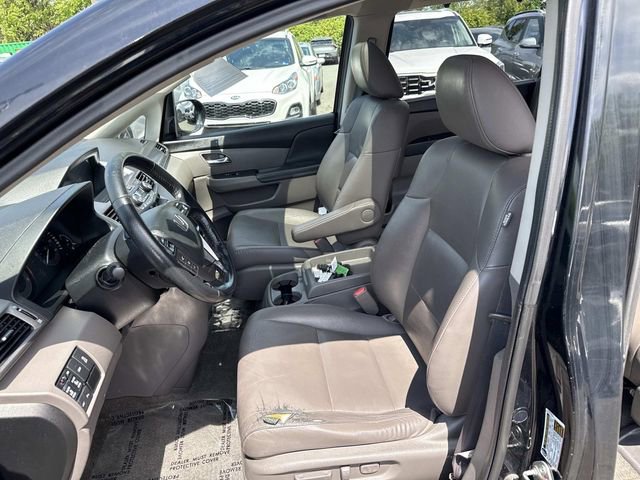Used 2014 Honda Odyssey Touring image 14
