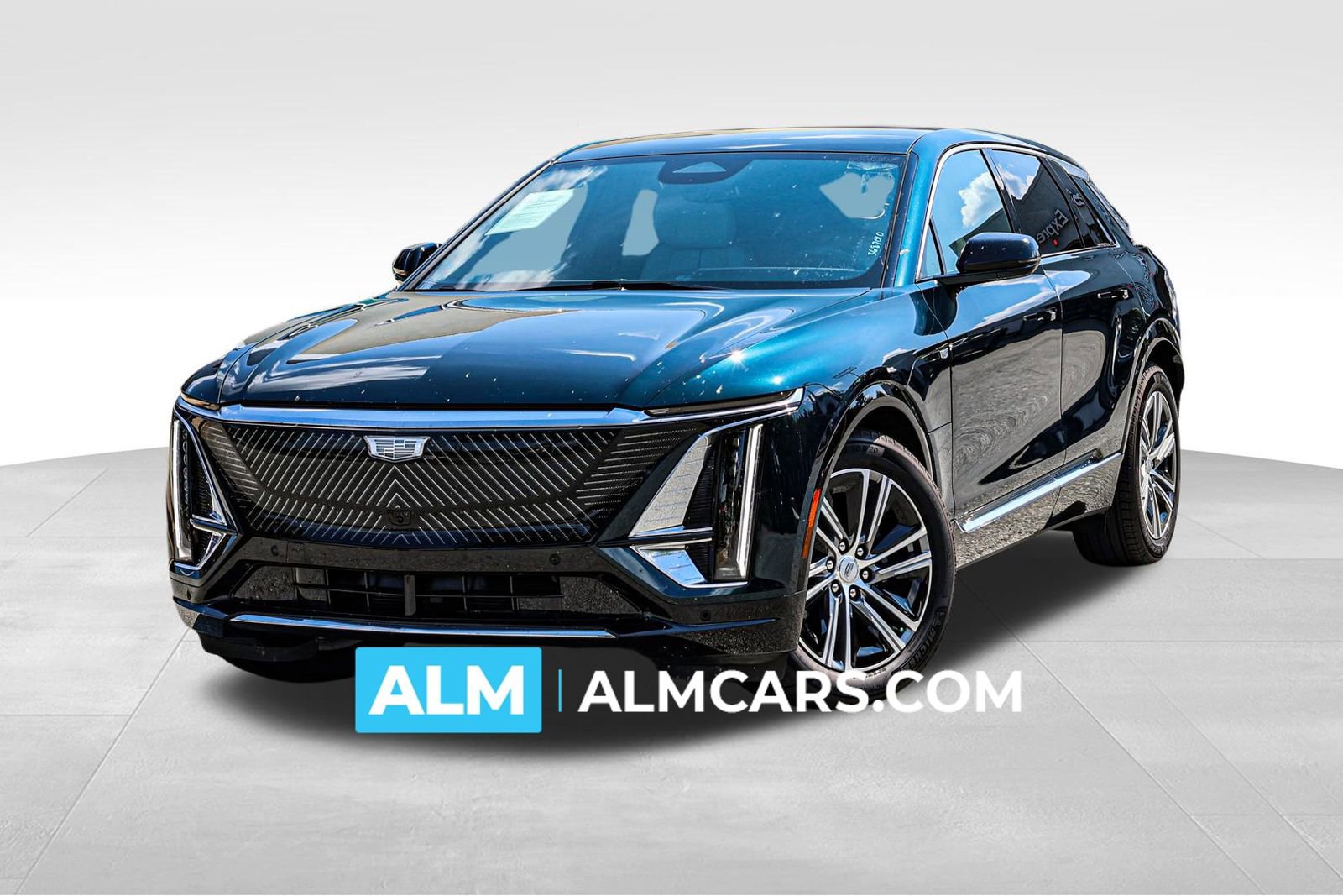 Used 2025 Cadillac Lyriq Luxury
