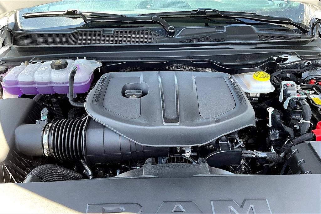 New 2026 RAM 1500 Big Horn AWD/4WD image 12