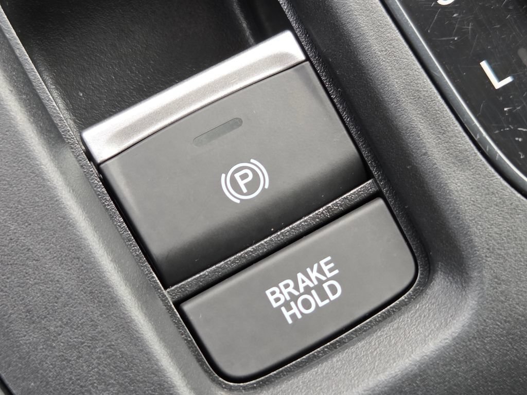 Certified 2026 Honda CR-V EX image 9