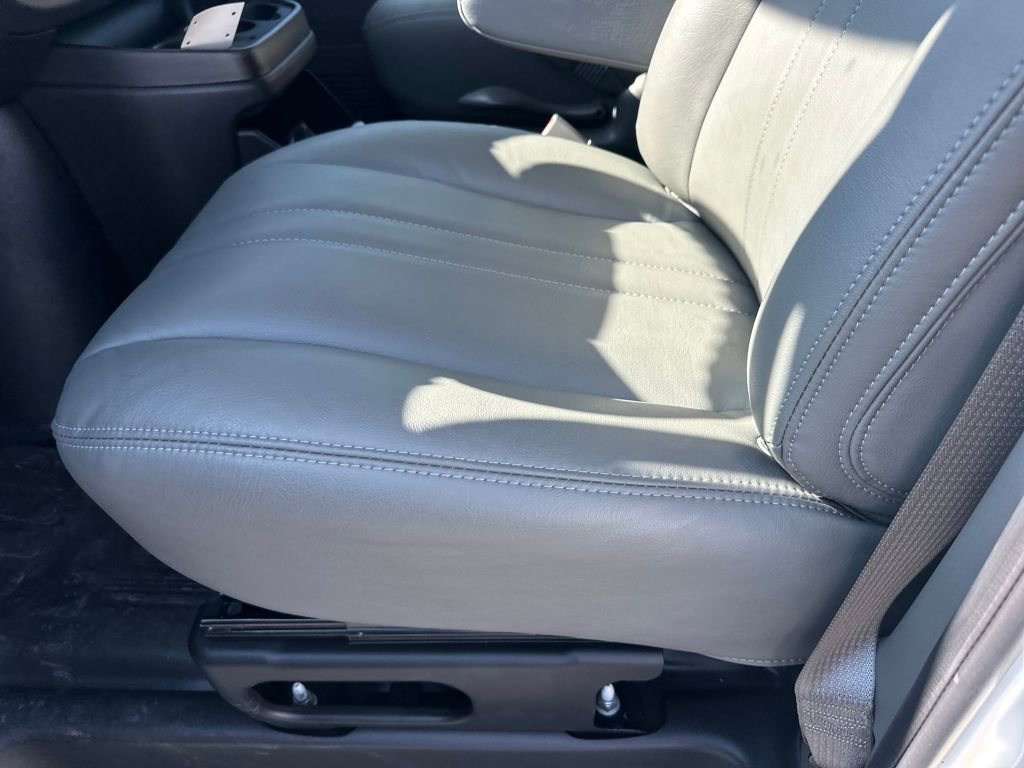 New 2025 Chevrolet Express 3500 Extended w/ Driver Convenience Package image 20