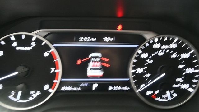 Used 2023 Nissan Rogue S AWD/4WD image 17