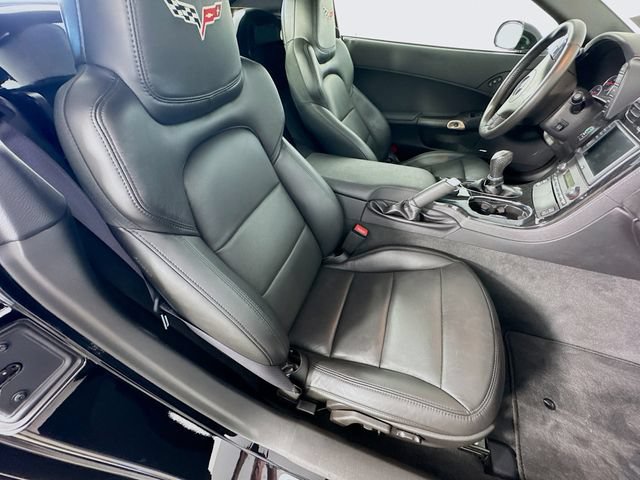 Used 2013 Chevrolet Corvette 427 w/ 1SB Preferred Equipment Group RWD image 26