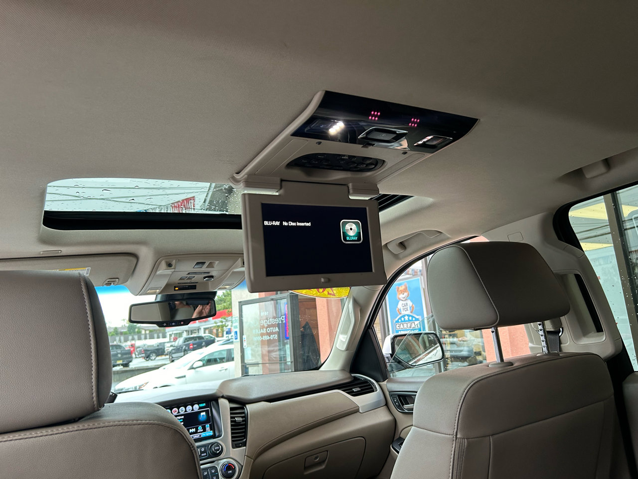 Used 2017 GMC Yukon SLT w/ Premium Edition image 23